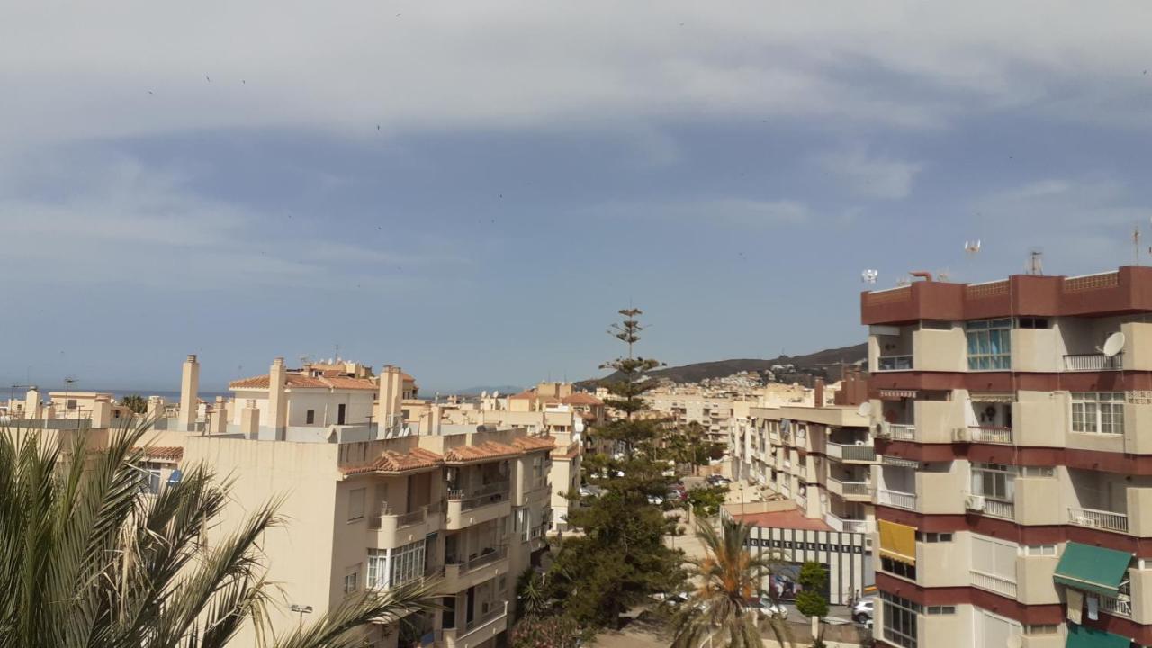 Apartament Amplio Piso Al Lado De La Playa En Nerja Zewnętrze zdjęcie